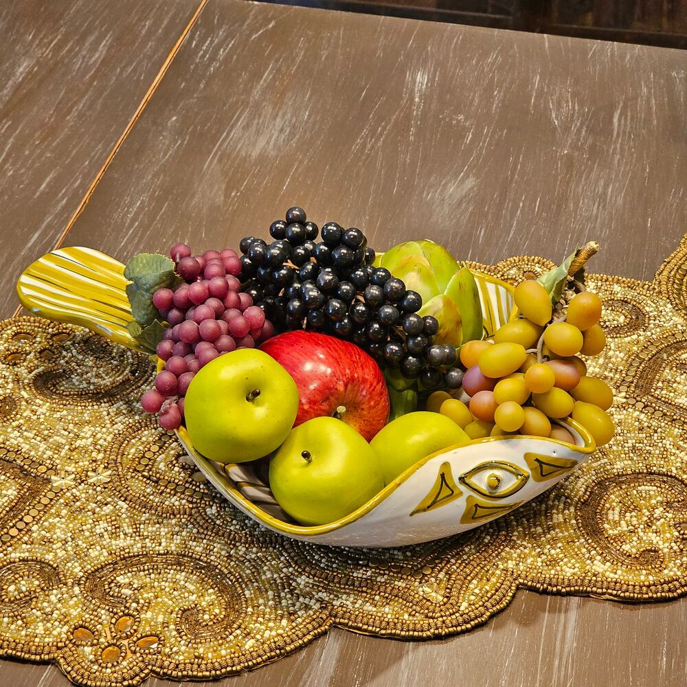 Vintage Italian Handcrafted Ceramic Stingray  Fruit Bowl-Artisan Pottery Dish - Picture 10 of 10